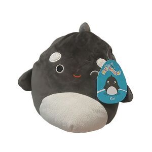 Kai the Orca is a black Squishmallow. 8 Inches.